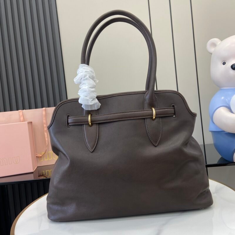 Bolso Aventure de napa Mediano Miu Miu - Imagen 3
