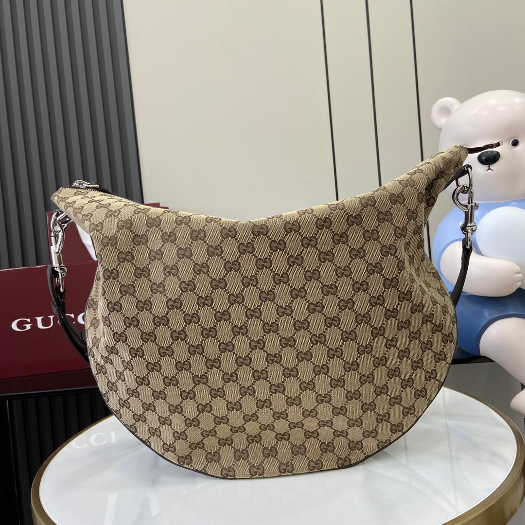 Bolso de hombro Gucci B gran