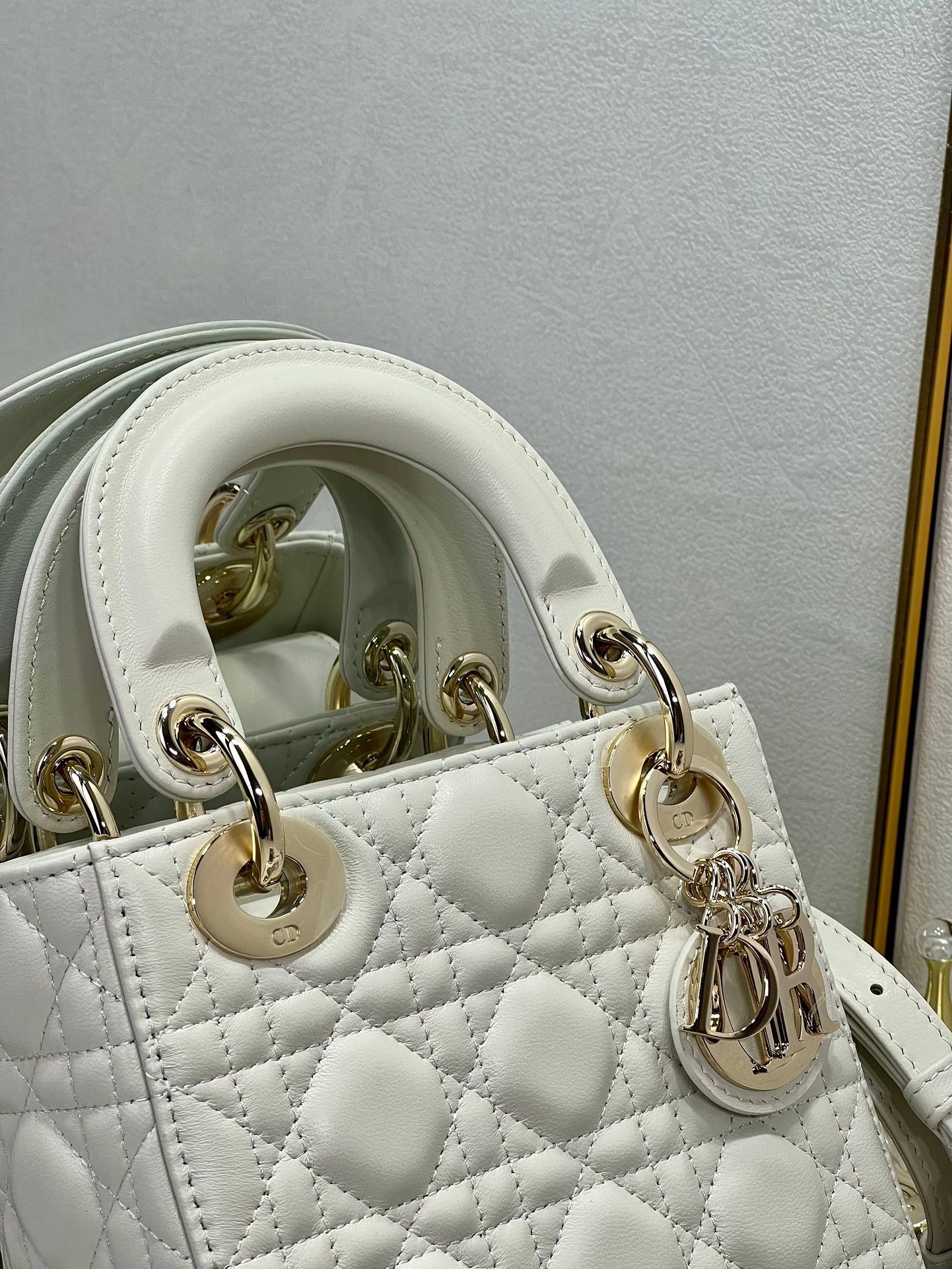 Bolso mini Lady Dior - Imagen 4