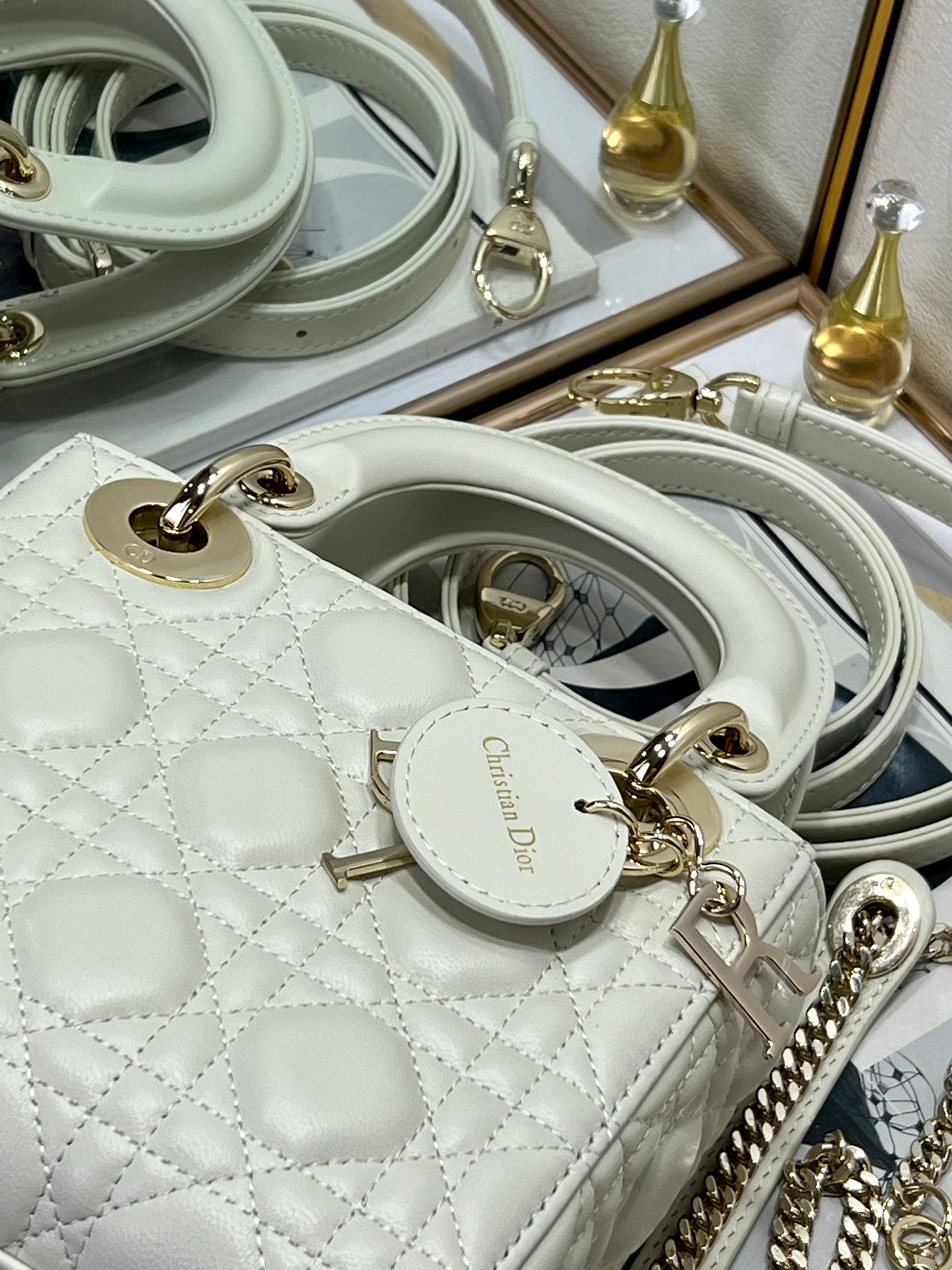Bolso mini Lady Dior - Imagen 5