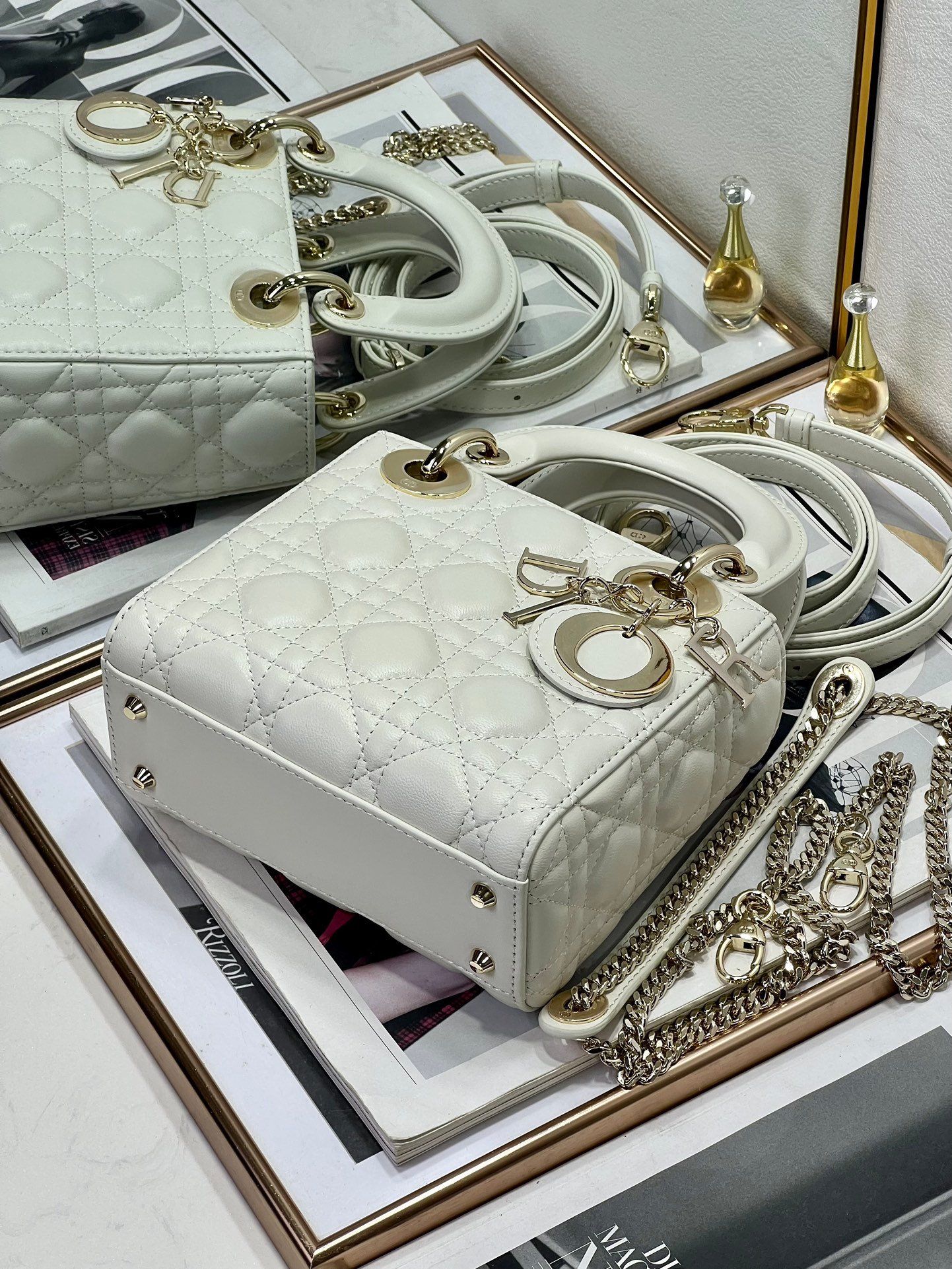 Bolso mini Lady Dior - Imagen 6