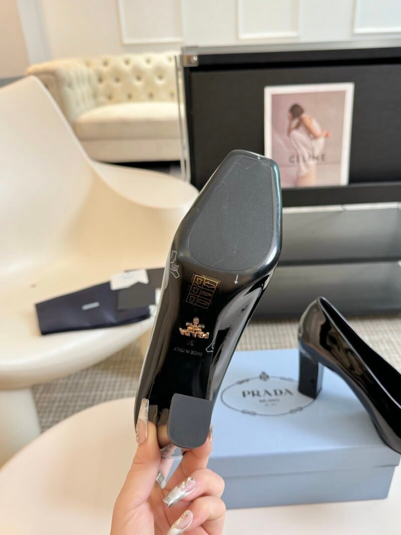Zapatos de salón Prada - Imagen 6
