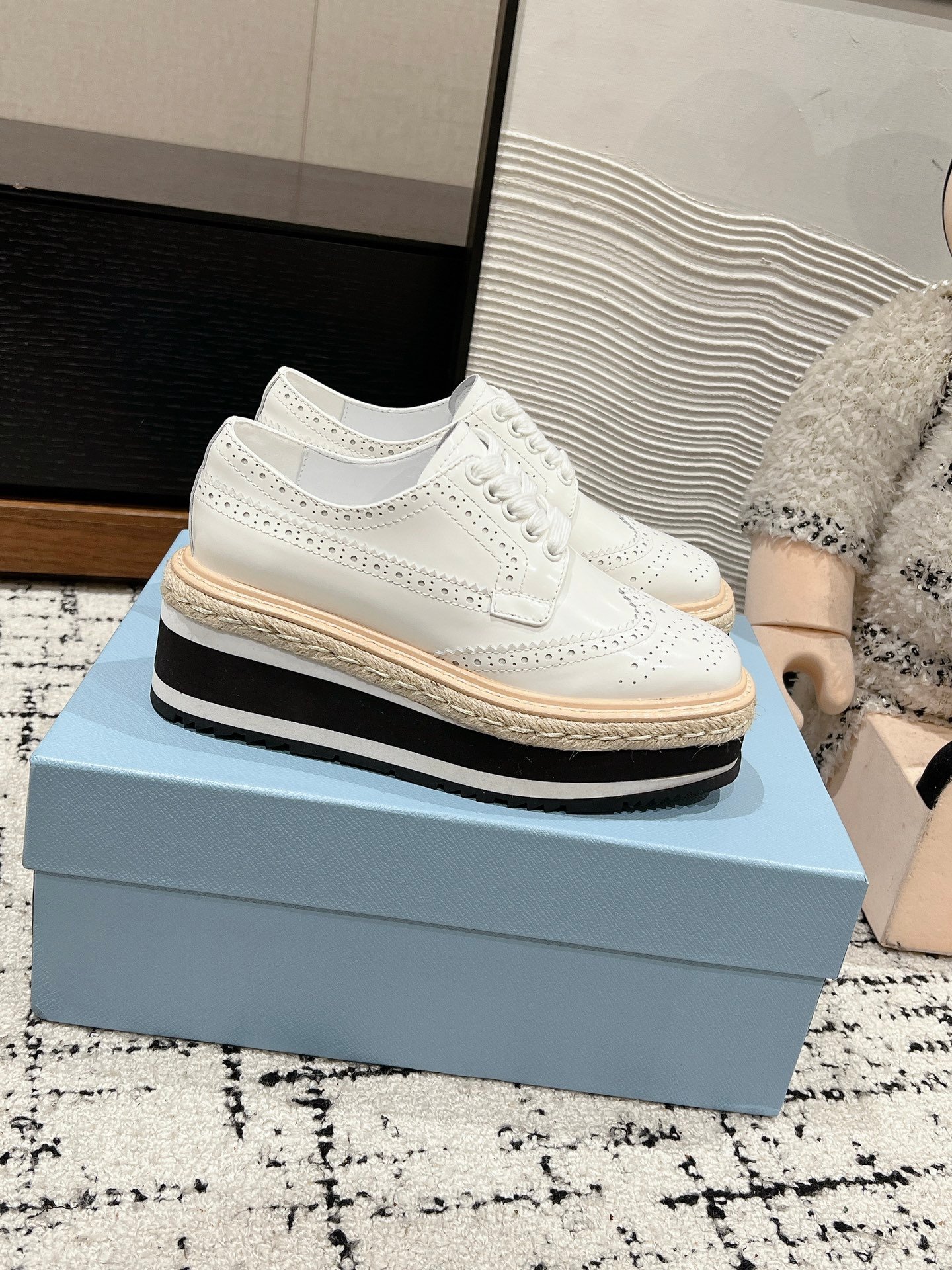 Mocasines de piel con plataforma Prada
