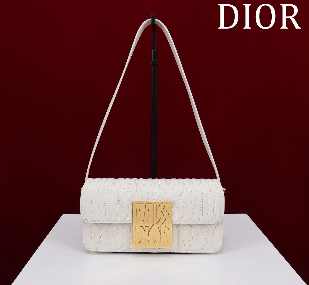 Bolso Miss Dior con solapa
