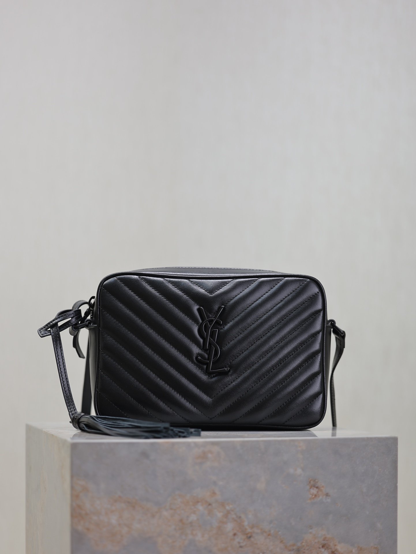 Bolso Lou Camera YSL