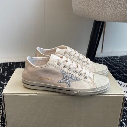Zapatillas V-Star Golden Goose