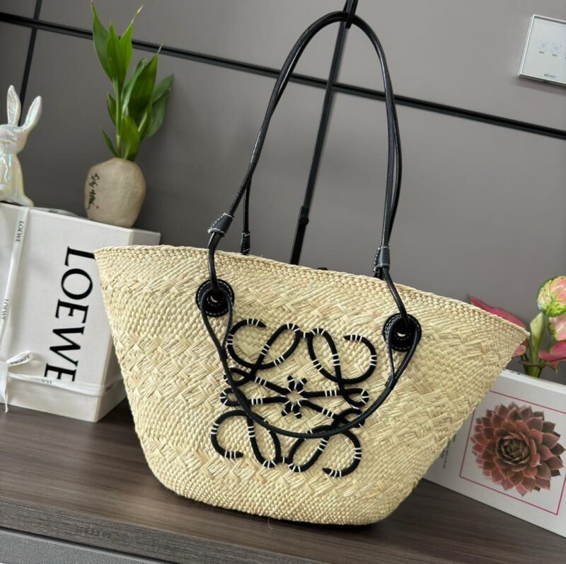 Bolso capazo Anagram mediano Loewe