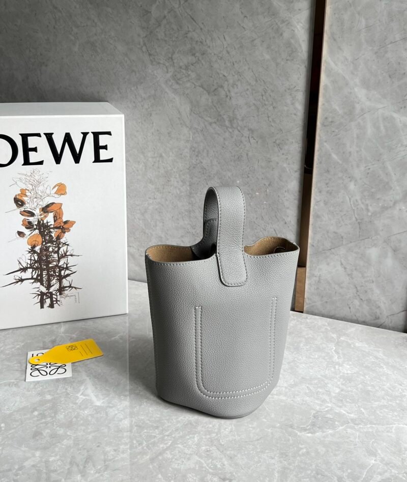 Bolso Pebble Bucket mini Loewe - Imagen 4