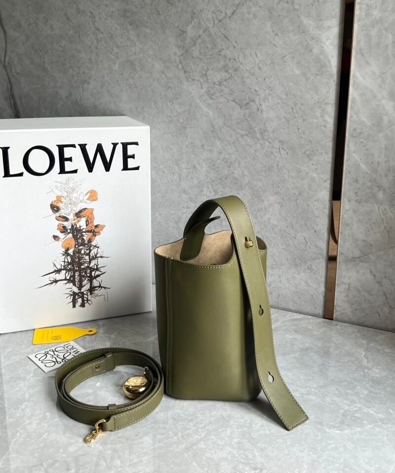 Bolso Pebble Bucket mini Loewe - Imagen 5