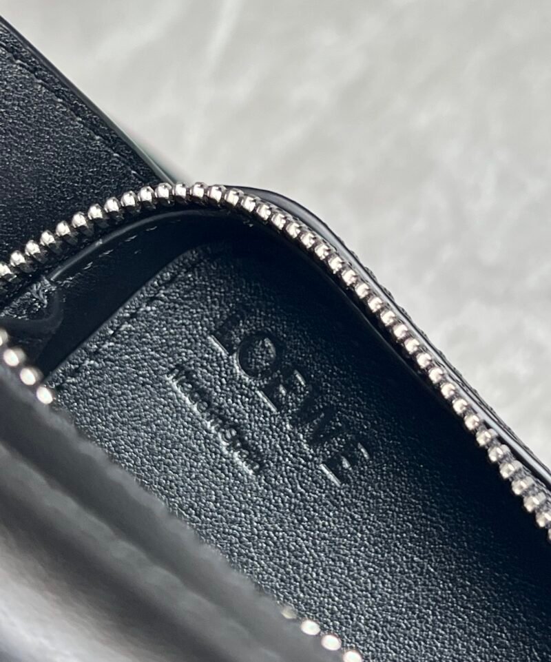 Bolso bandolera Molded Loewe - Imagen 9