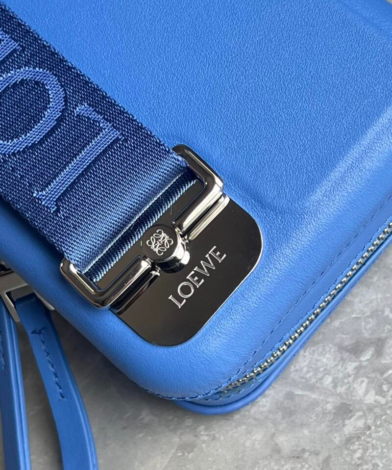 Bolso bandolera Molded Loewe - Imagen 9