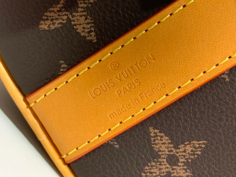 Bolso Keepall 25 con bandolera Louis Vuitton - Imagen 7