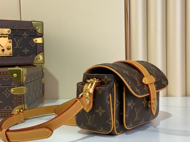 Cartera Cargo con bandolera Louis Vuitton - Imagen 2