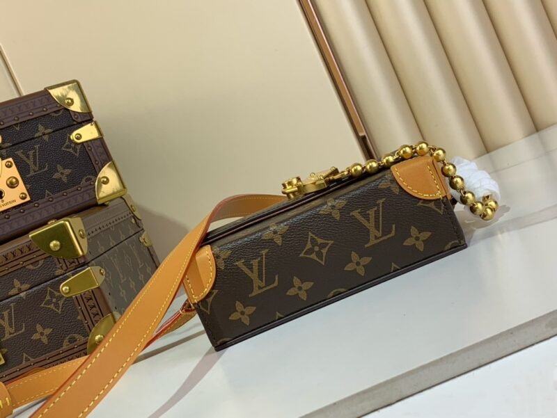 Cartera Cargo con bandolera Louis Vuitton - Imagen 4