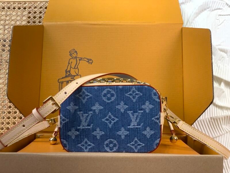 Mochila Nano Noé Louis Vuitton - Imagen 5