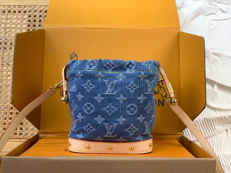 Mochila Nano Noé Louis Vuitton - Imagen 3