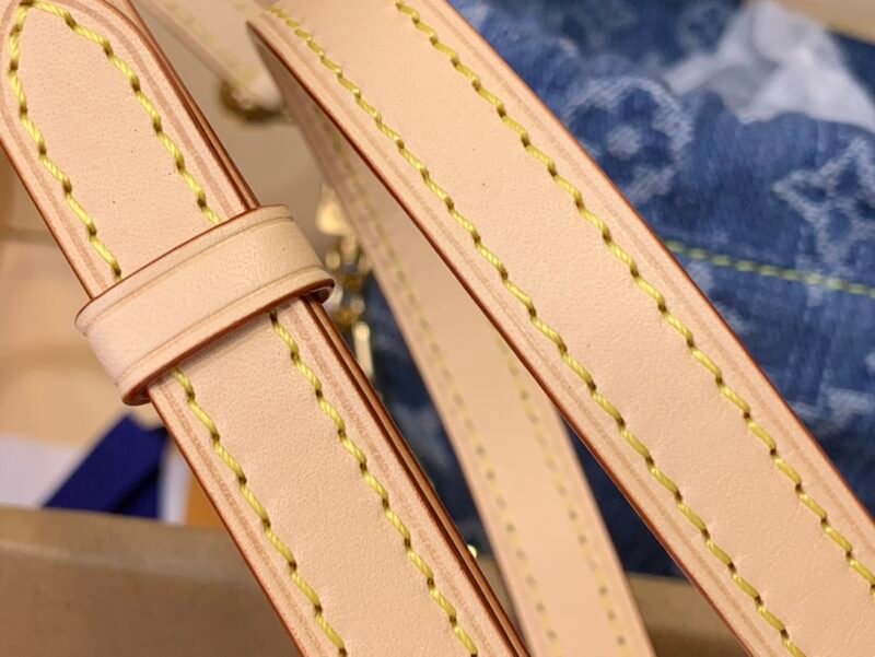 Mochila Nano Noé Louis Vuitton - Imagen 12