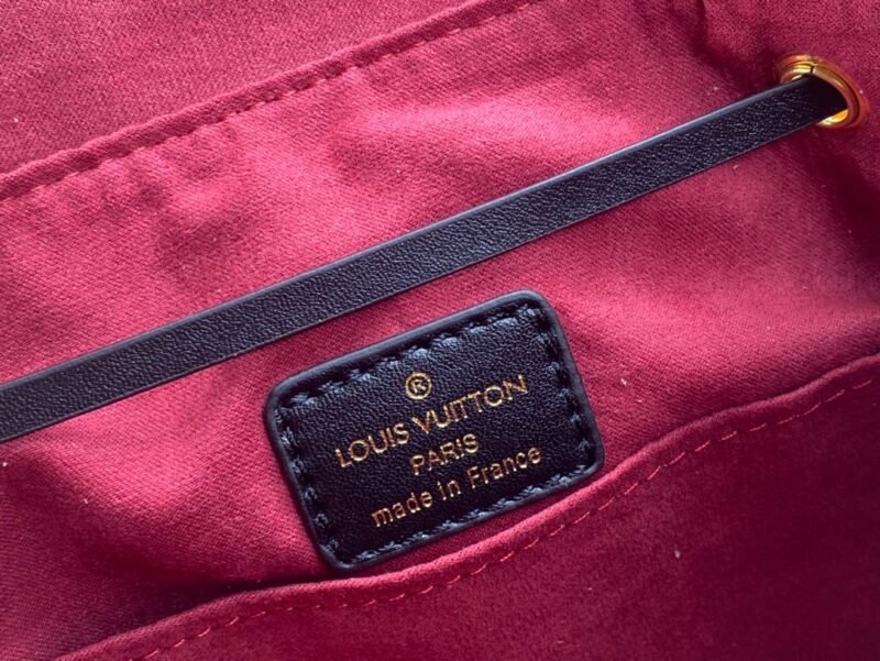 MOCHILA MONTSOURIS BB Louis Vuitton - Imagen 9