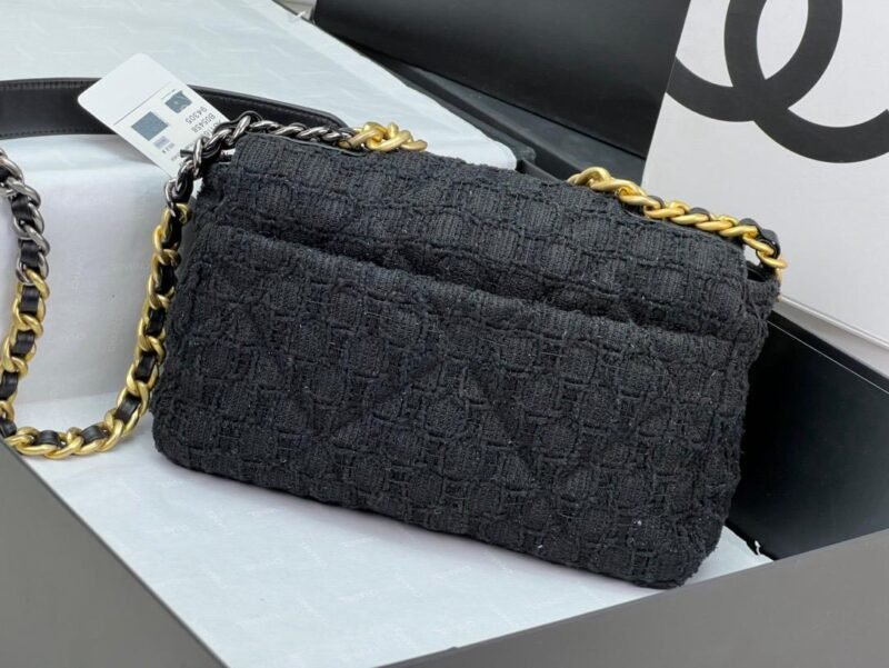 Bolso Chanel 19 - Imagen 3