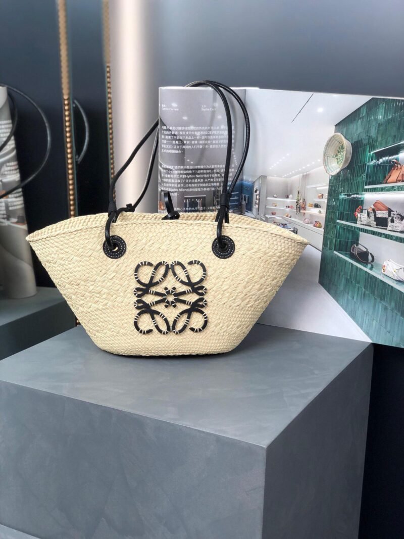 Bolso capazo Anagram pequeño Loewe