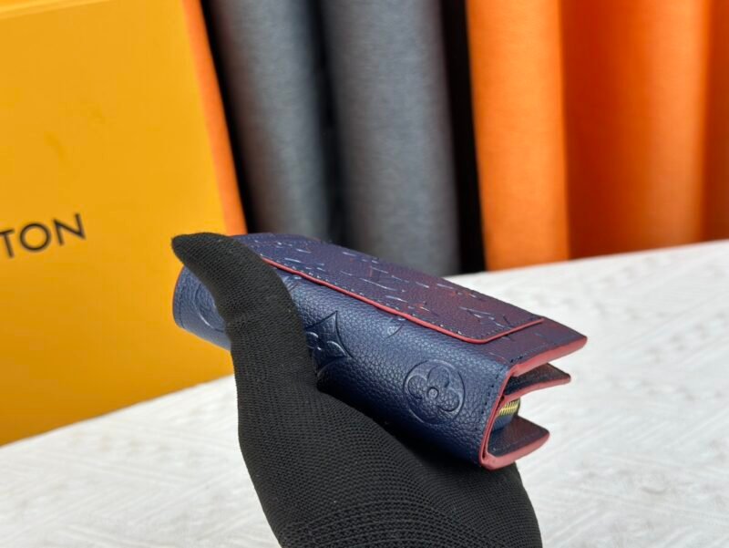 Cartera Clea Louis Vuitton - Imagen 3