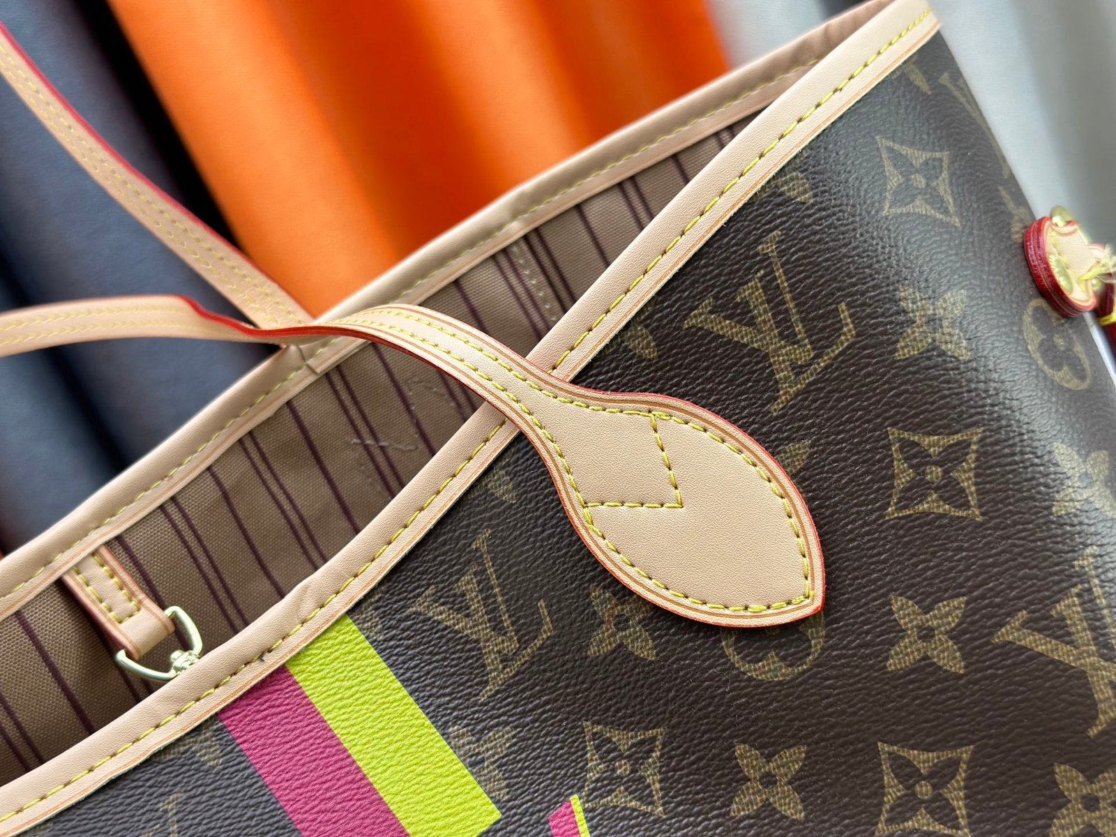 Bolso Neverfull MM Louis Vuitton - Imagen 6