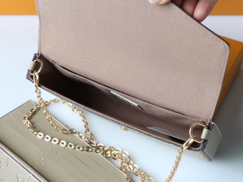 Cartera de mano Félicie Louis Vuitton - Imagen 8