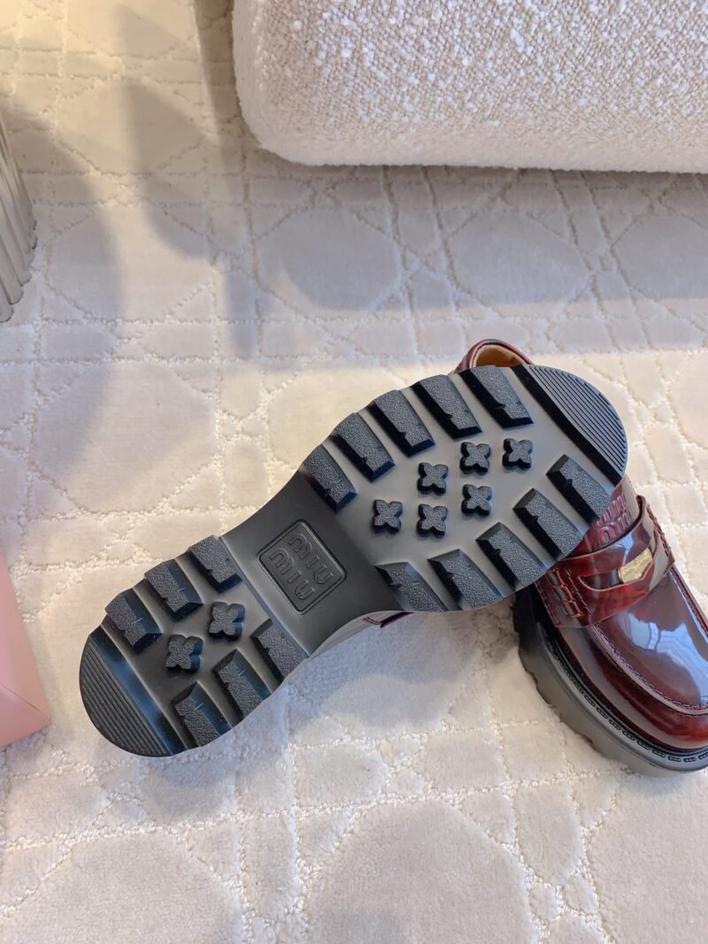 Mocasines de piel Miu Miu - Imagen 8