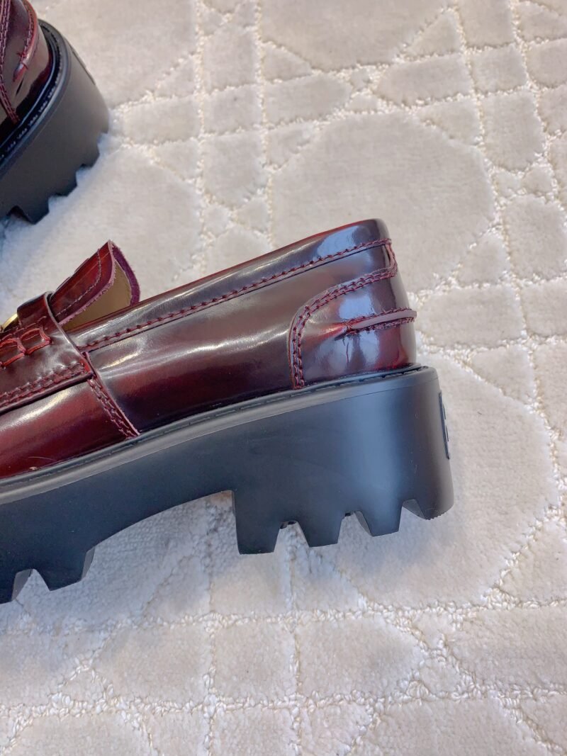 Mocasines de piel Miu Miu - Imagen 6