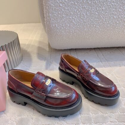 Mocasines de piel Miu Miu