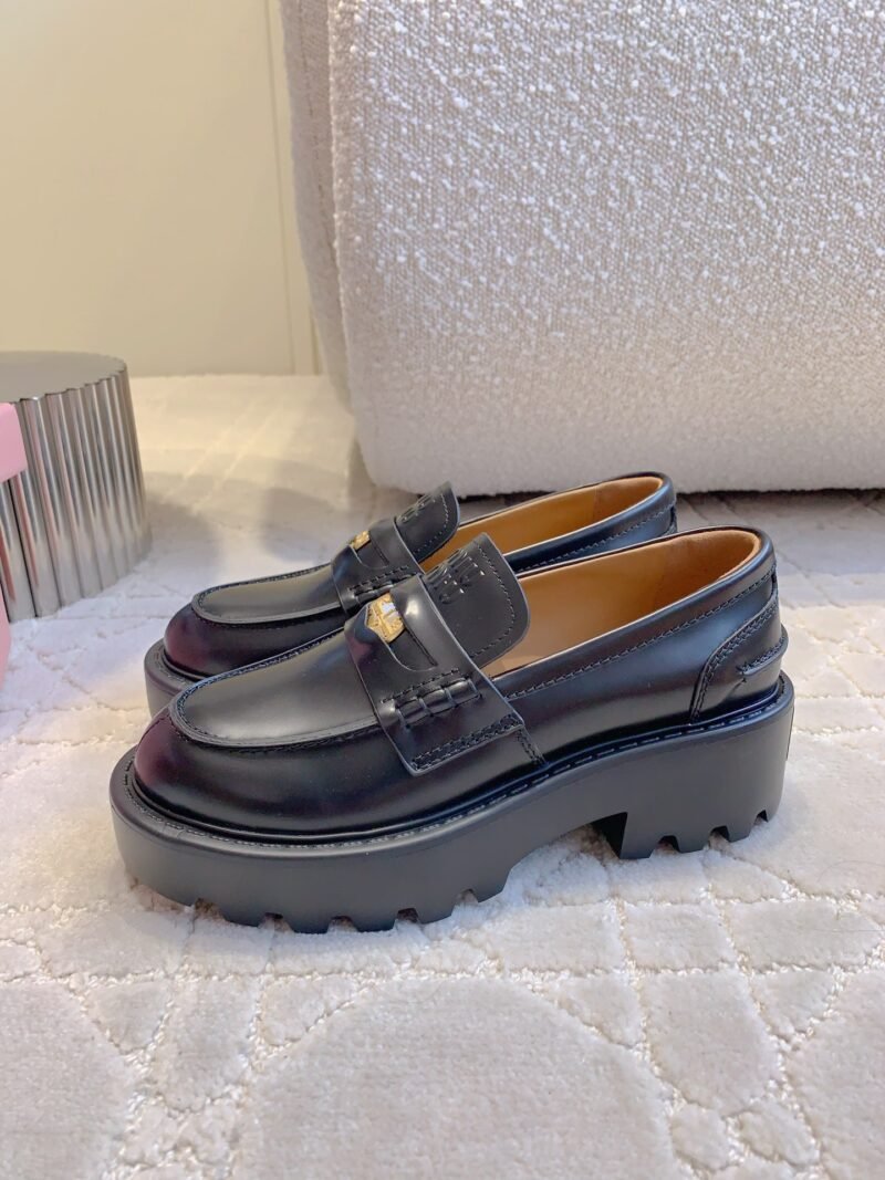 Mocasines de piel Miu Miu - Imagen 2
