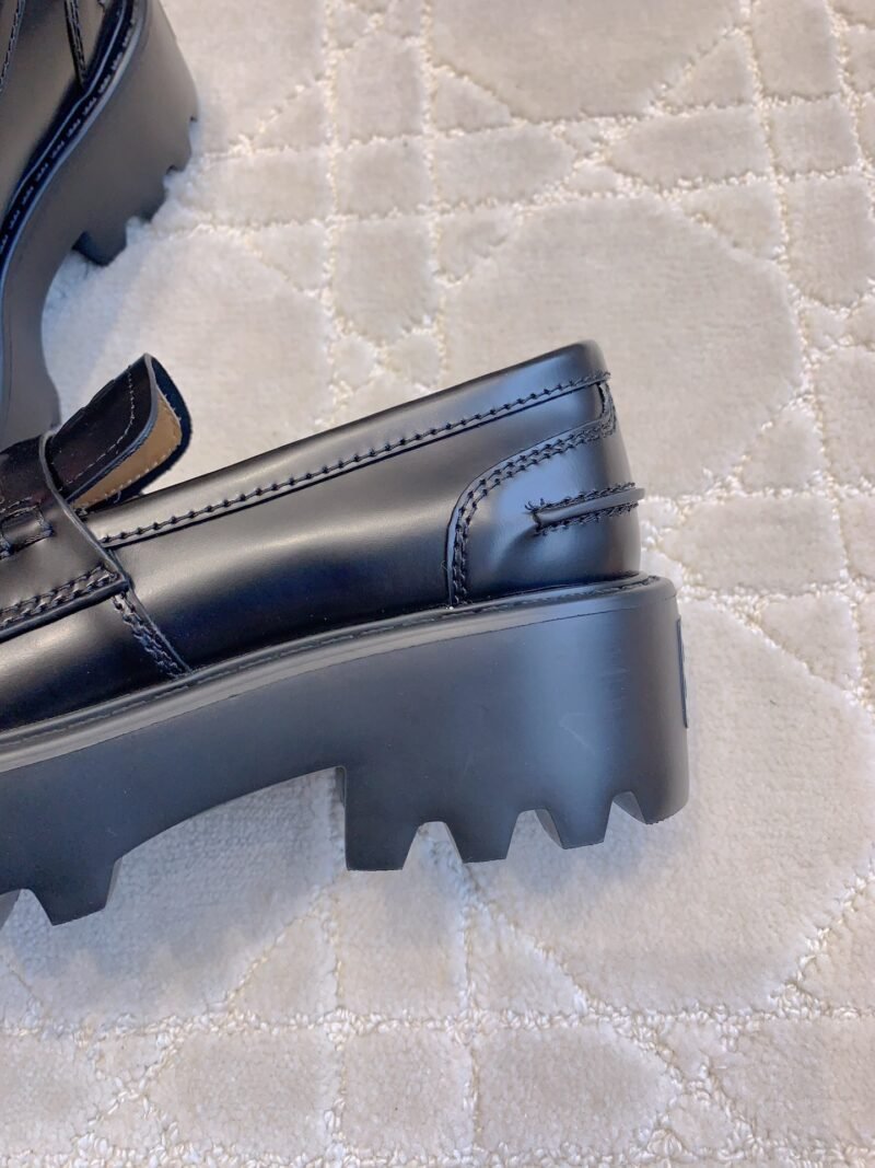 Mocasines de piel Miu Miu - Imagen 7