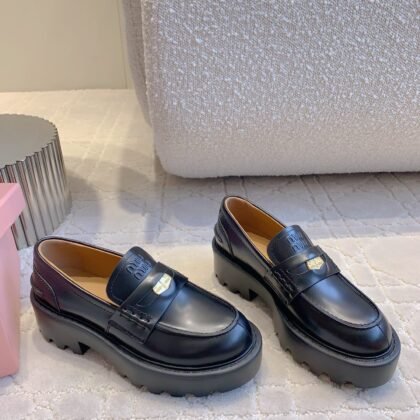 Mocasines de piel Miu Miu