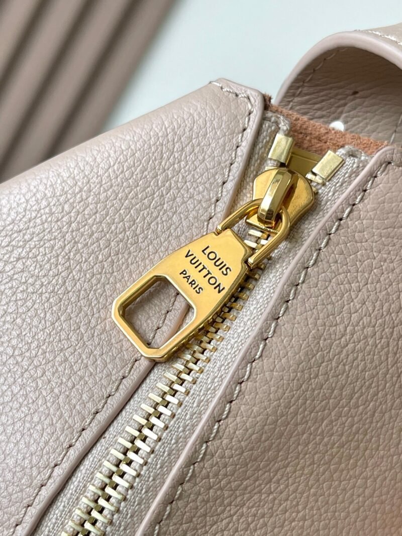Bolso Low Key Cookie MM Louis Vuitton - Imagen 6