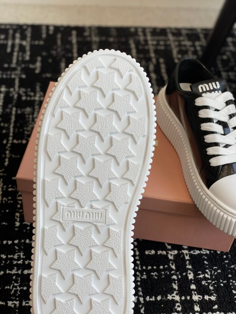 Zapatillas en piel Miu Miu - Imagen 9