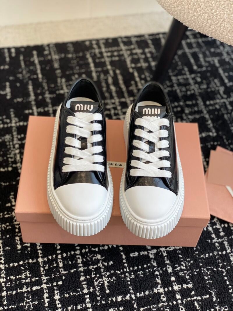 Zapatillas en piel Miu Miu - Imagen 6
