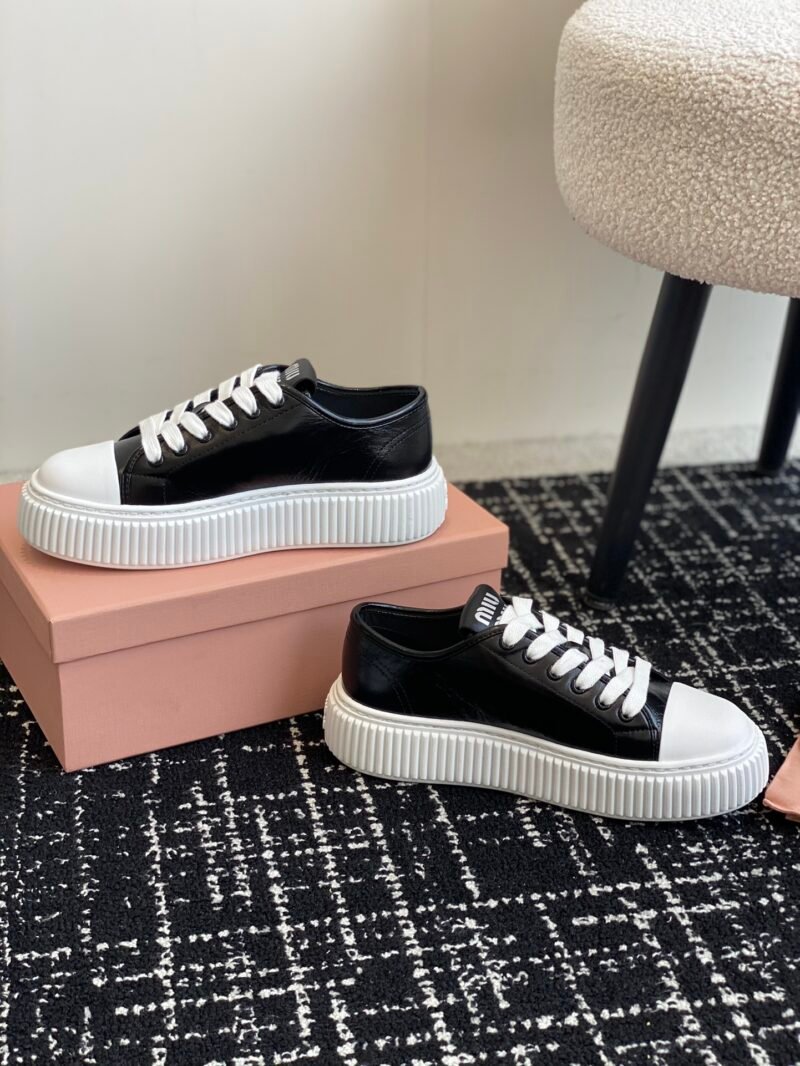 Zapatillas en piel Miu Miu - Imagen 5