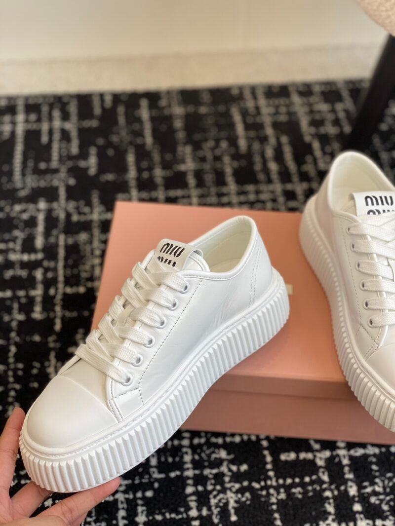 Zapatillas en piel Miu Miu - Imagen 4