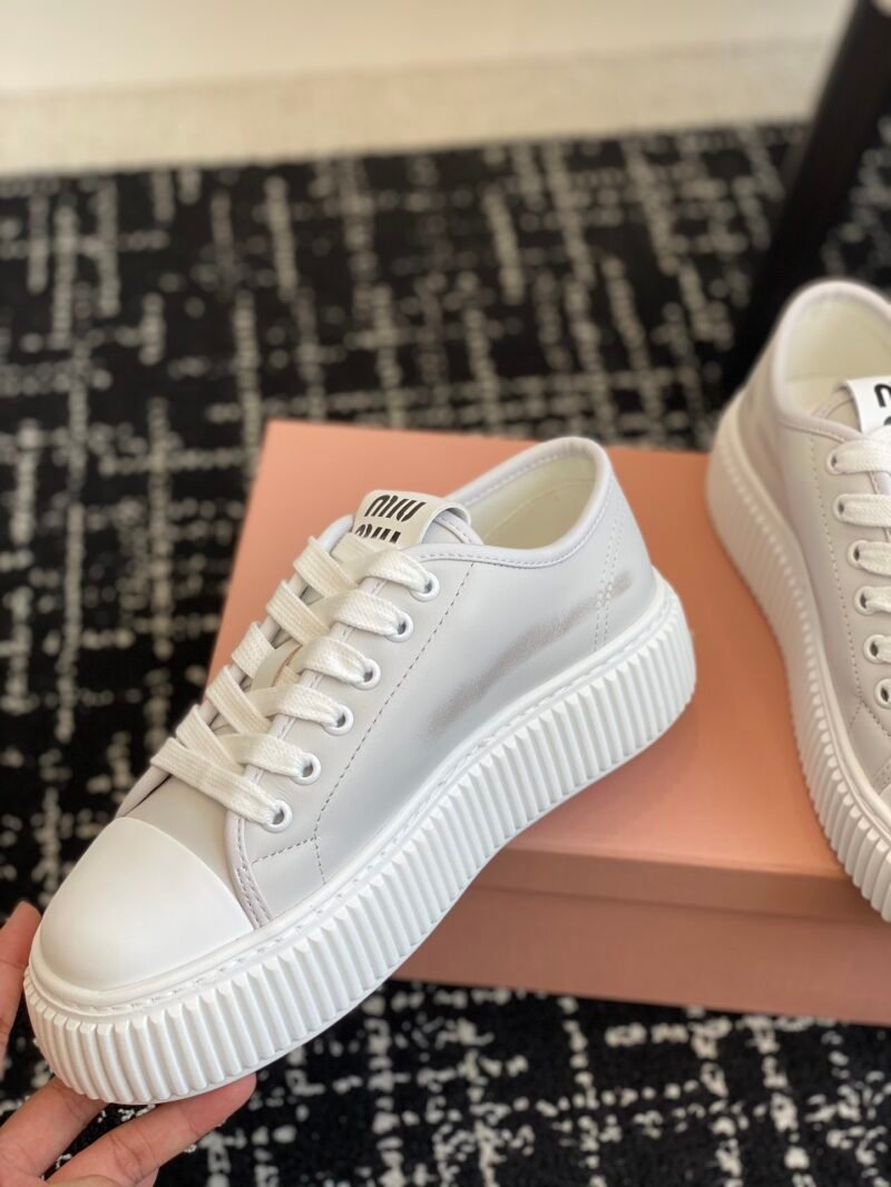 Zapatillas en piel Miu Miu - Imagen 5