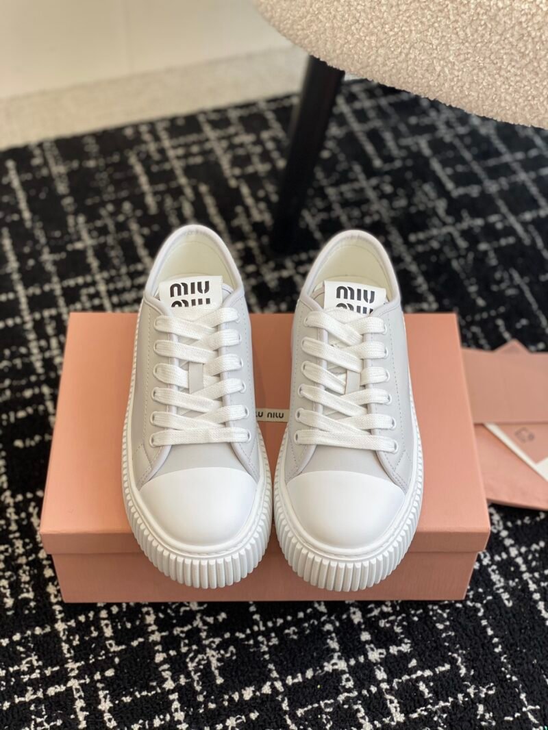 Zapatillas en piel Miu Miu - Imagen 6
