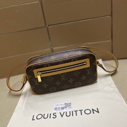Bolso Pochette Cite Louis Vuitton
