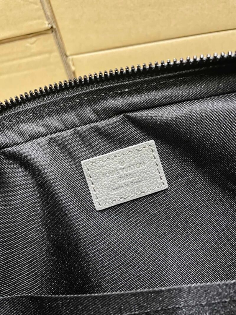 Bolso Trio Messenger Louis Vuitton - Imagen 9