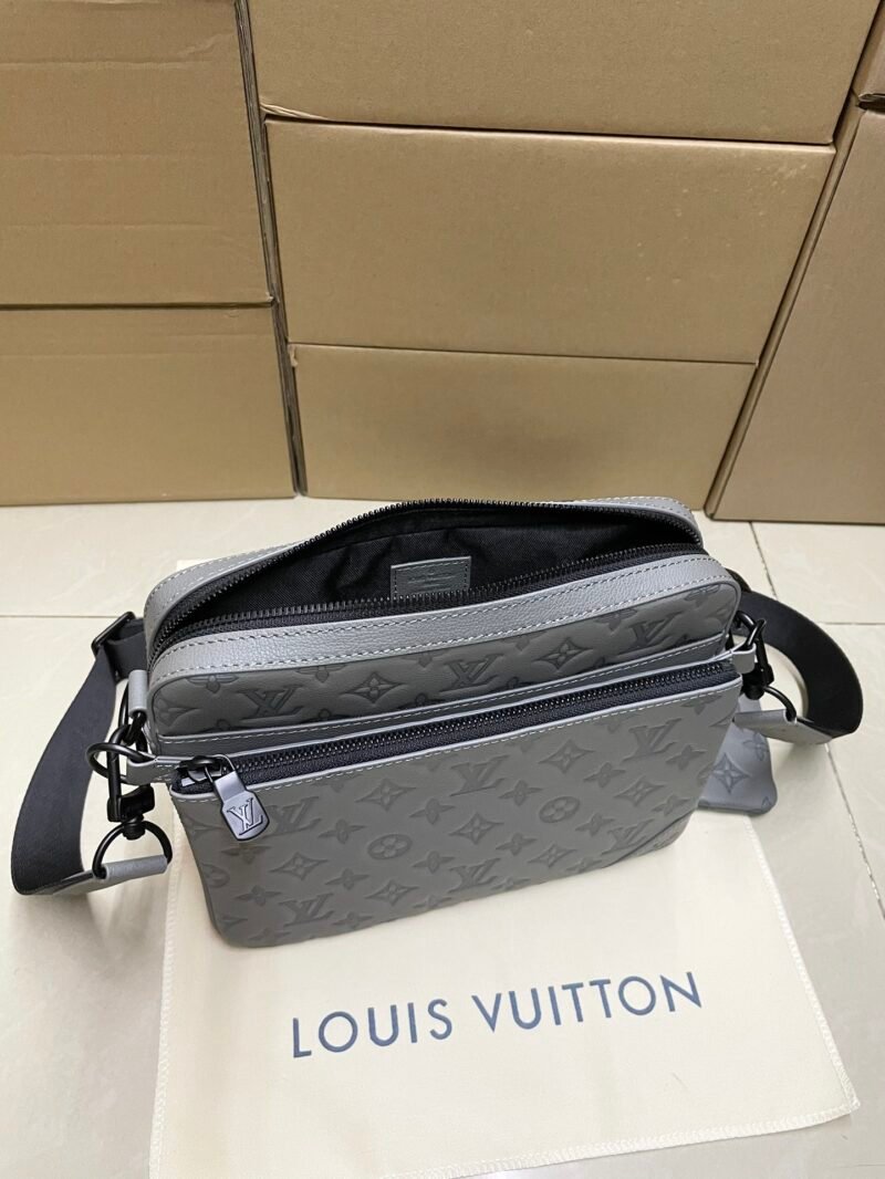 Bolso Trio Messenger Louis Vuitton - Imagen 8