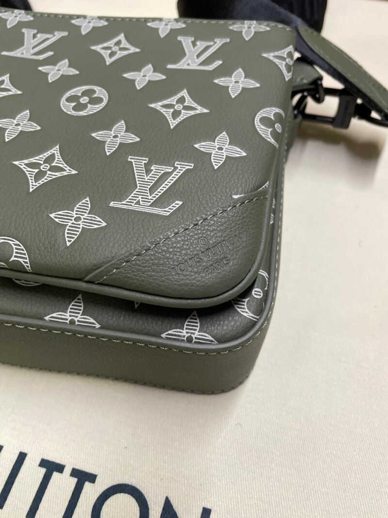 Bolso Trio Messenger Louis Vuitton - Imagen 6