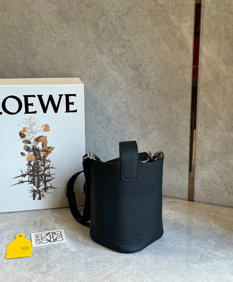 Bolso Pebble Bucket mini Loewe - Imagen 3