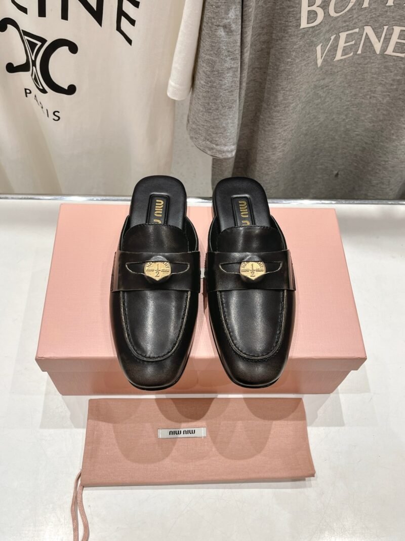 Mule en piel Miu Miu - Imagen 3