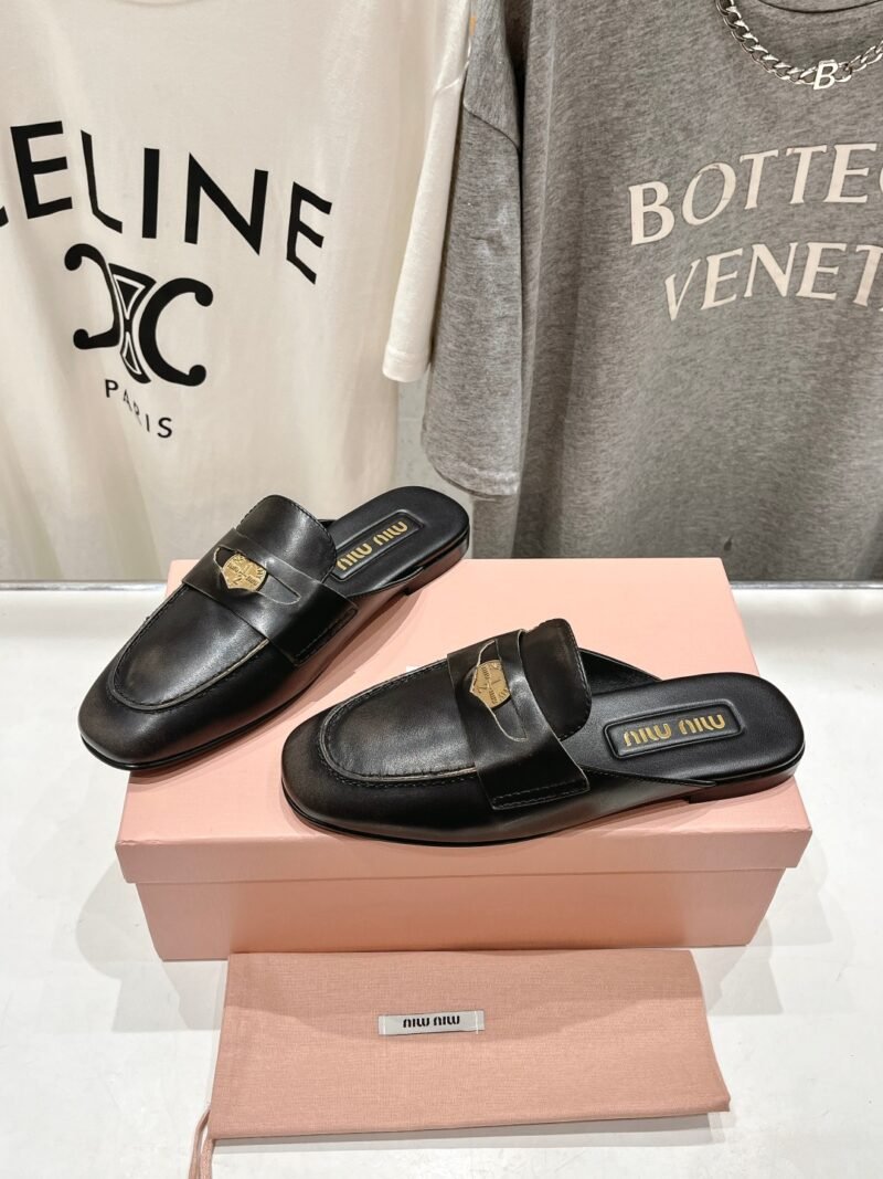 Mule en piel Miu Miu