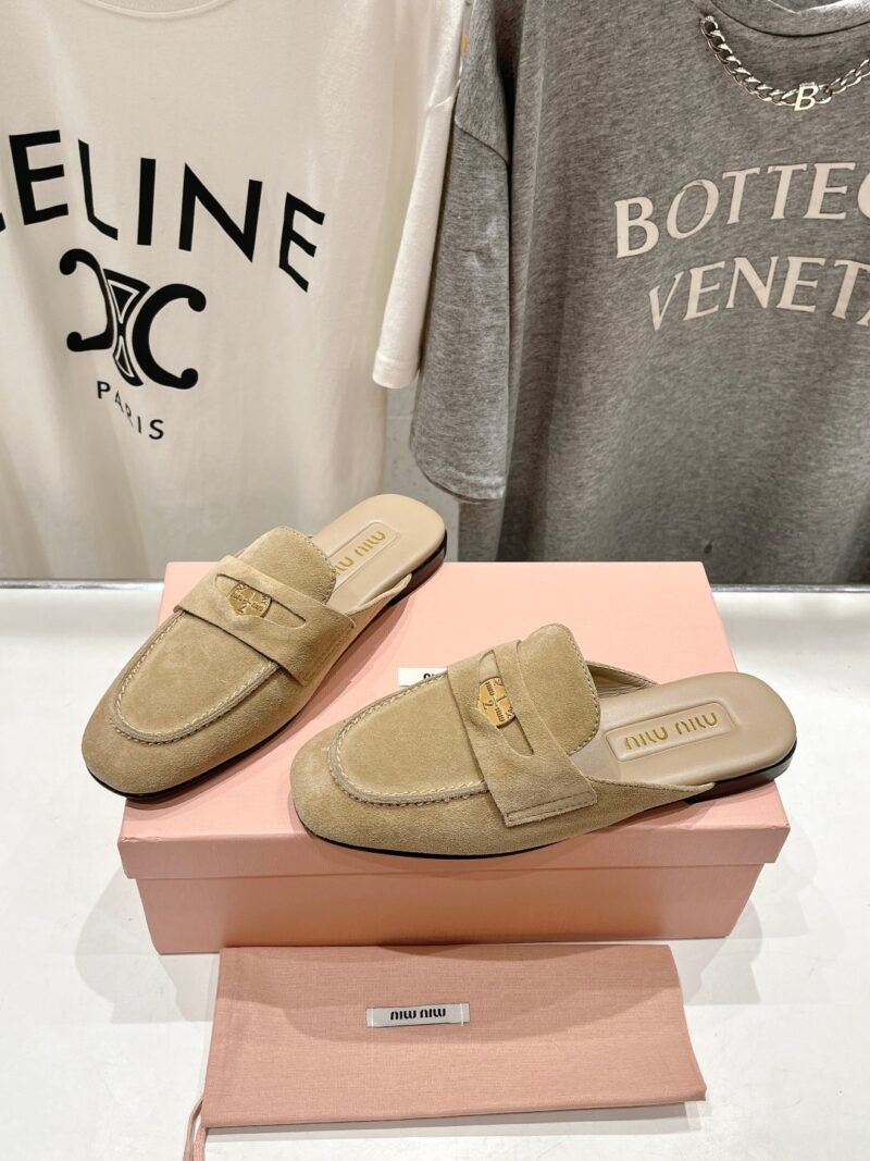 Mule en piel Miu Miu