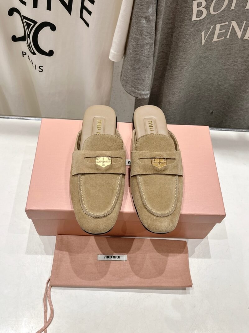 Mule en piel Miu Miu - Imagen 2
