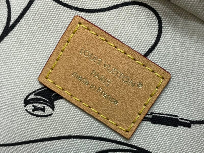 Cartera Baladeur con bandolera Louis Vuitton - Imagen 9